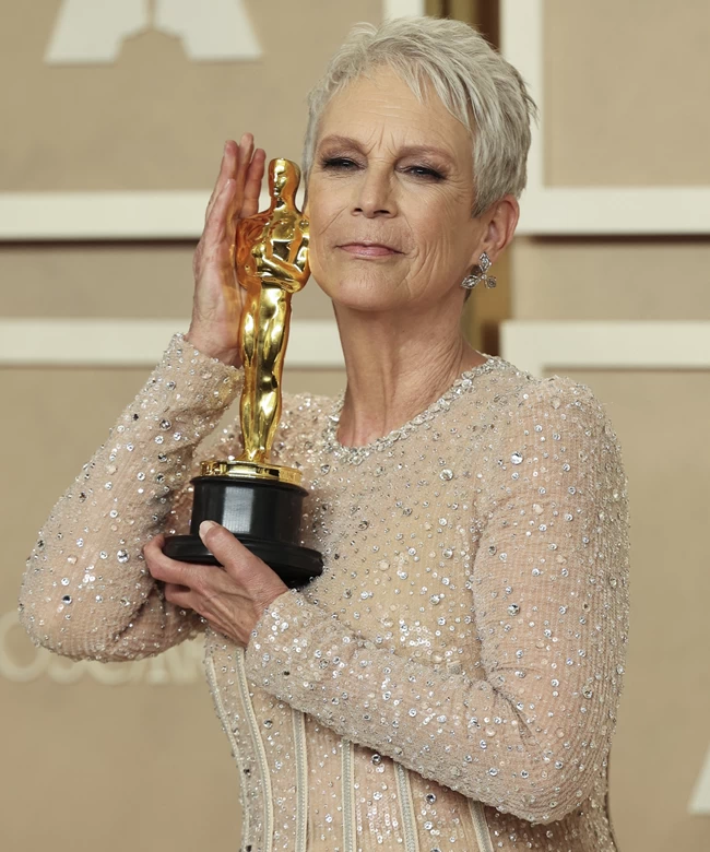 JAMIE LEE CURTIS