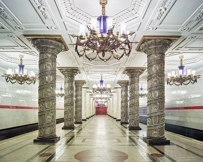 moscow-metro-station-architecture-russia-bright-future-david-burdeny-14