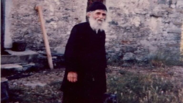 Iστορική προφητεία Αγίου Παϊσίου για την Πόλη: «Ο λαός της Δύσης που θα μας την παραχωρήσει»