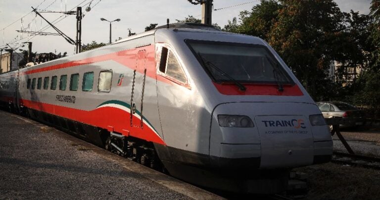 Να χτυπάει το τηλέφωνο στις 23:20 και να σου λέει: «Είμαι καλά! Να ακούς μόνο φωνές για βοήθεια και ουρλιαχτά πόνου»