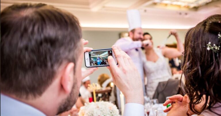 Ξύπνnσα ένα πρωί και είδα φωτογραφiες του γάμου του, στο fb. Νοσnλεύτηκα σε ψυχιατρεiο – Η ιστορία της Ιλιάδας