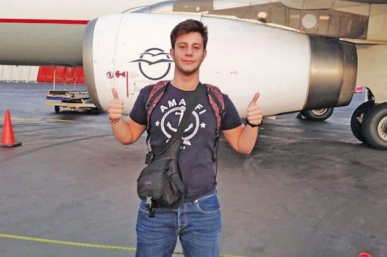 Τέμπη: «Γίγαντά μου πολέμησε, κράτα γερά» – Κύμα αγάπης για τον 20χρονο Γεράσιμο Iάσονα που δίνει μάχη στη ΜΕΘ