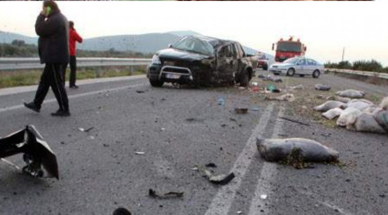 «Να γεμiσει η άσφαλτος με το αiμα σου σήμερα» μου είπε η μάνα μου. Θέλω να πάρω το παιδί μου να εξαφανιστώ