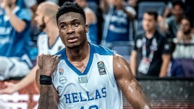 Τραγωδία στα Τέμπη: Το συγκινητικό μήνυμα αγάπης του Θανάση Αντετοκούνμπο