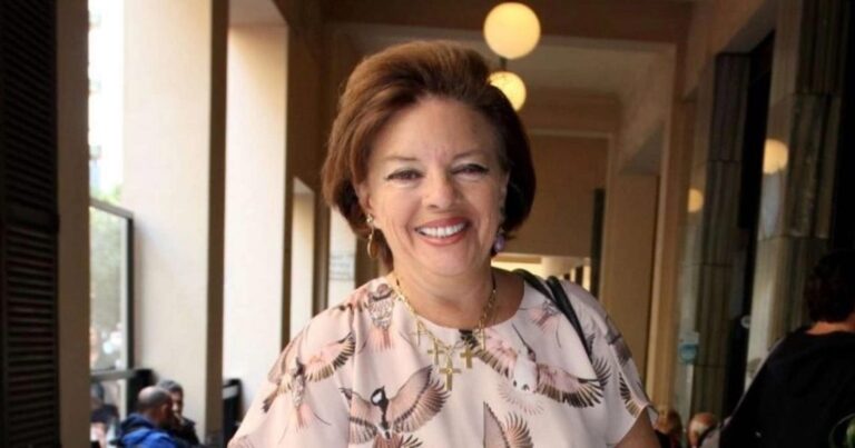 Μάρα Μεϊμαρίδη: «Εμ*τό κάνω με κάτι εικόνες κυριών γύρω στα 50, οι οποίες ντύνονται σαν 15άρες και πετάνε τα β*ζιά τους έξω»