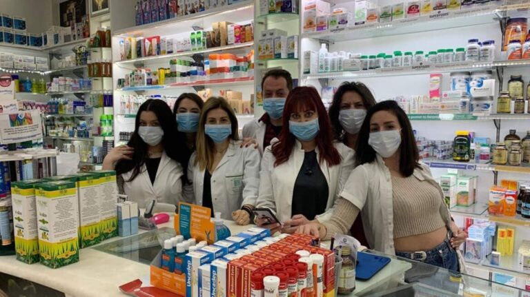 Χαρμόσυνα νέα: Τέλος οι μάσκες στα φαρμακεία