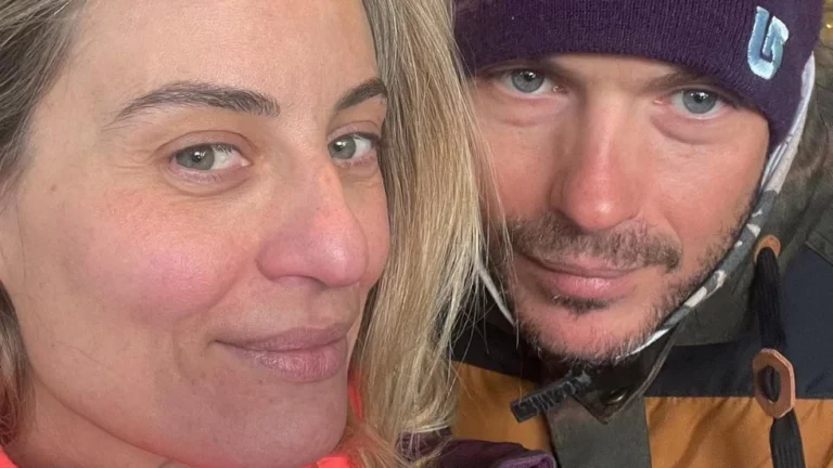 Τραγωδία στα Τέμπη – Ελεονώρα Μελέτη: «Ήρθε ο άντρας μου και μου είπε “δε θέλω να μεγαλώσει το παιδί μας, θέλω να μείνει μικρό για να το προσέχω”»