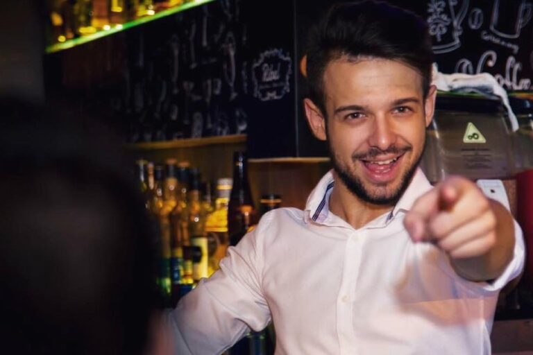 Ρίγη προκαλεί ο πατέρας 26χρονου που σκοτώθηκε σε τροχαίο – «Φαίνεται πως κοιμήθηκε»