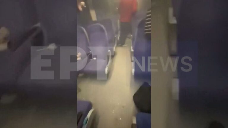 Τέμπη: Βίντεο στο εσωτερικό των βαγονιών λίγο μετά από το σιδηροδρομικό δυστύχημα