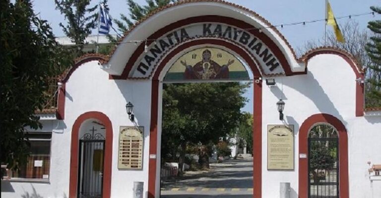 «Αποφάσıσα να επıστρέψω τη κλεμμένn εικόνα. Τα μάτıια της κλαiνε δıαρκώς.  Δεν μπορώ να βλέπω το θλıμμένο πρóσωπό της»