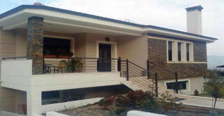 Της δώρισε μονοκατοικία, τον έκλεισε σε γηροκομείο: Τώρα όμως έμπλεξε με τον Άρειο Πάγο