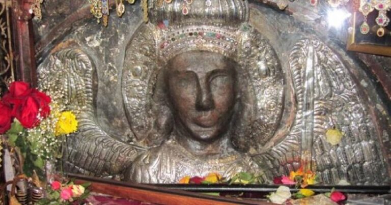 Συγκλονιστικό Θαύμα του Ταξιάρχη σε ανάπηρη γυναίκα: «Σήκω και πήγαινε στο Ναό μου να Κοινωνήσεις»