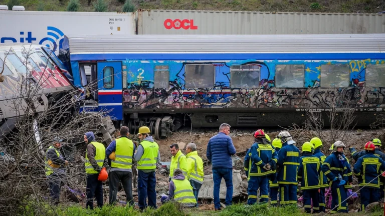 Αυτό είναι το μοιραίο λάθος του σταθμάρχη Λάρισας που έφερε την τραγωδία