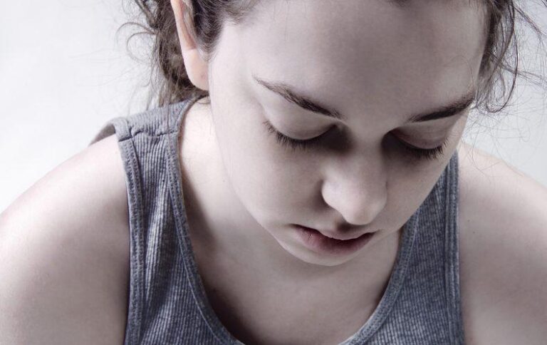 Η μητέρα μου λέει «χάσε κανένα κιλό, μου θες και γκόμενο!». Πληγώνομαι, τι να κάνω;