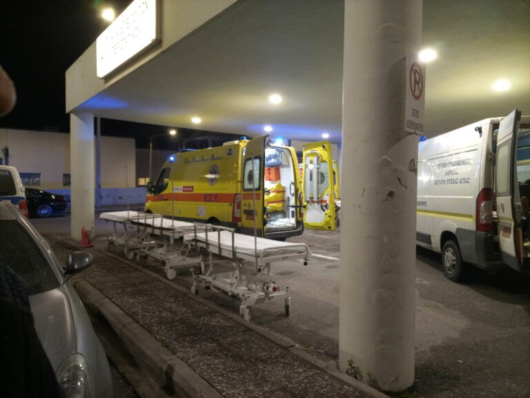 Τέμπη: 53 άνθρωποι δεν βρίσκουν τους δικούς τους