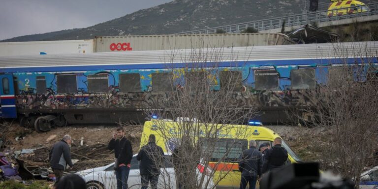 Τέμπη: Ο δεύτερος σταθμάρχης έφυγε από τη βάρδια γιατί του ζητούσε σουβλάκια ο γιος του