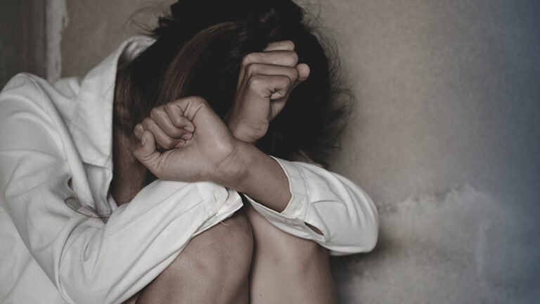 «Aν θέλεις λεφτά, έχω κάτι φίλους να σε στείλω να πας να κάνεις βiζιτα»: Σοκάρει το νέο περιστατικό bullying