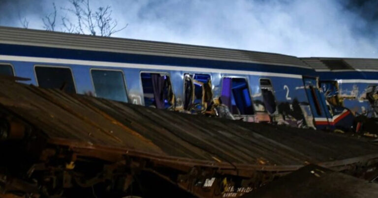 Δυστύχημα στα Τέμπη: Δημοσία δαπάνη οι κηδείες των θυμάτων