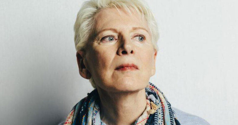 Έλενα Ακρίτα: «Όταν ήμουν ούτε 15 χρονών ερωτεύτηκα τον καθηγητή μου στο γυμνάσιο»