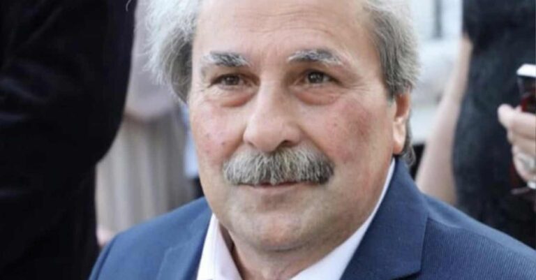 Νεκρός ο Σταύρος Παντελίδης – Θα ταφεί δίπλα στον γιο του