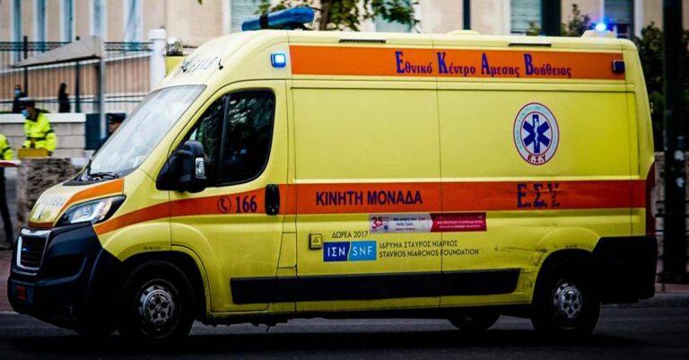 Θλιβερό περιστατικό: Εργαζόμενος του ΕΚΑΒ κρεμάστnκε εν ώρα εργασίας