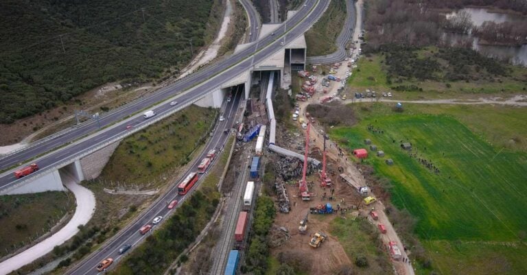 Σοκάρει η φωτογραφία με το βαγόνι που προκάλεσε τους περισσότερους θανάτους