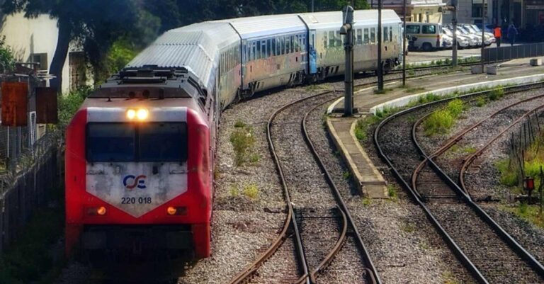 Αυτό δεν θα το φανταζόμασταν ποτέ: Ο λόγος που τα τρένα δεν έχουν ζώνες ασφαλείας για τους επιβάτες