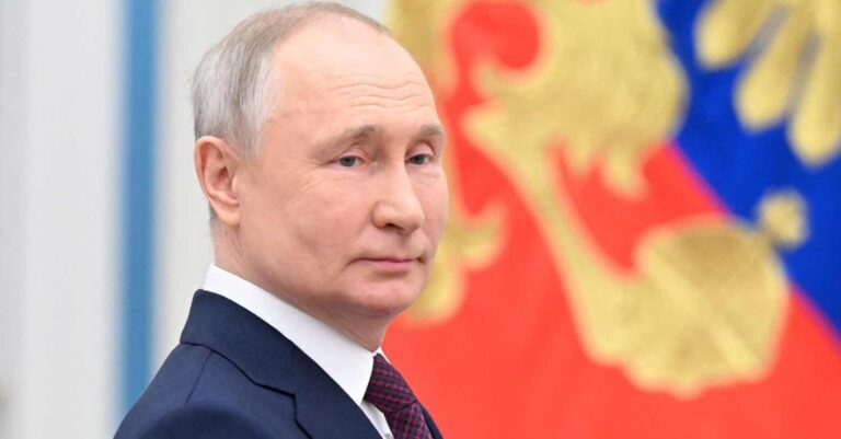 Ανακοινώθηκε ένταλμα σύλληψης κατά του Πούτιν για εγκλήματα πολέμου