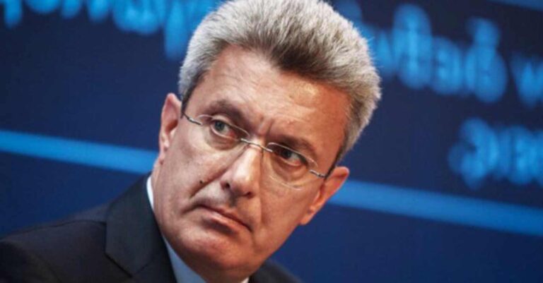 Χάος με τον Νίκο Χατζηνικολάου: «Θα τα πούμε στη Δικαιοσύνη»