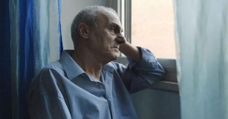 Βάλαμε τον πατέρα μας στο γηροκομείο, ήταν ένα βάρος που έφυγε – Για εμάς είχε πεθάνει πολύ πριν