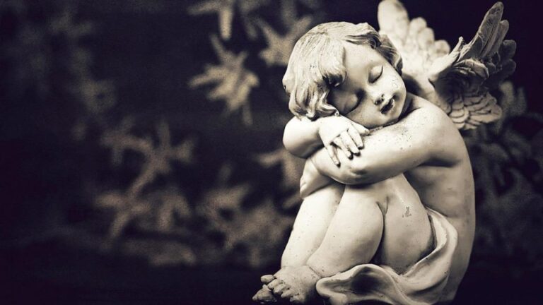 «Μάνα λείπεις»: είναι αβάσταχτο το Πάσχα όταν έχεις χάσει τη μαμά σου