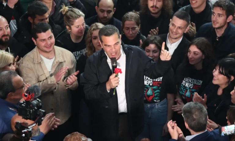 Τσίπρας: «Δεν είμαι προληπτικός αλλά καλού κακού στις 21 να σπάσουμε και το ρόδι»