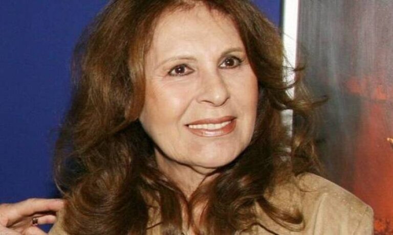 Πέθανε η σπουδαία ερμηνεύτρια Ρένα Κουμιώτη