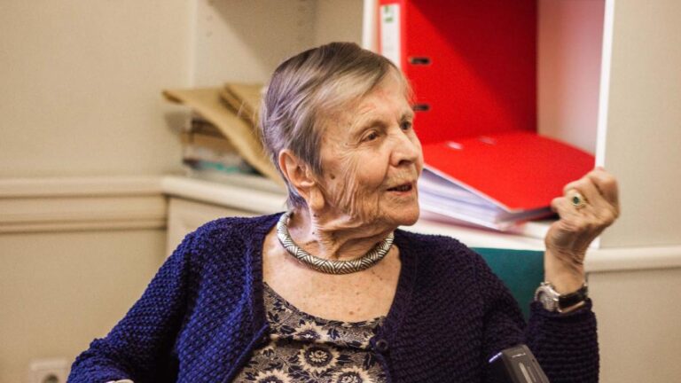 Ελένη Γλύκατζη-Αρβελέρ: «Σταματήστε να λέτε καλή επιτυχία στα παιδιά σας. Πείτε τους καλή ευτυχία»