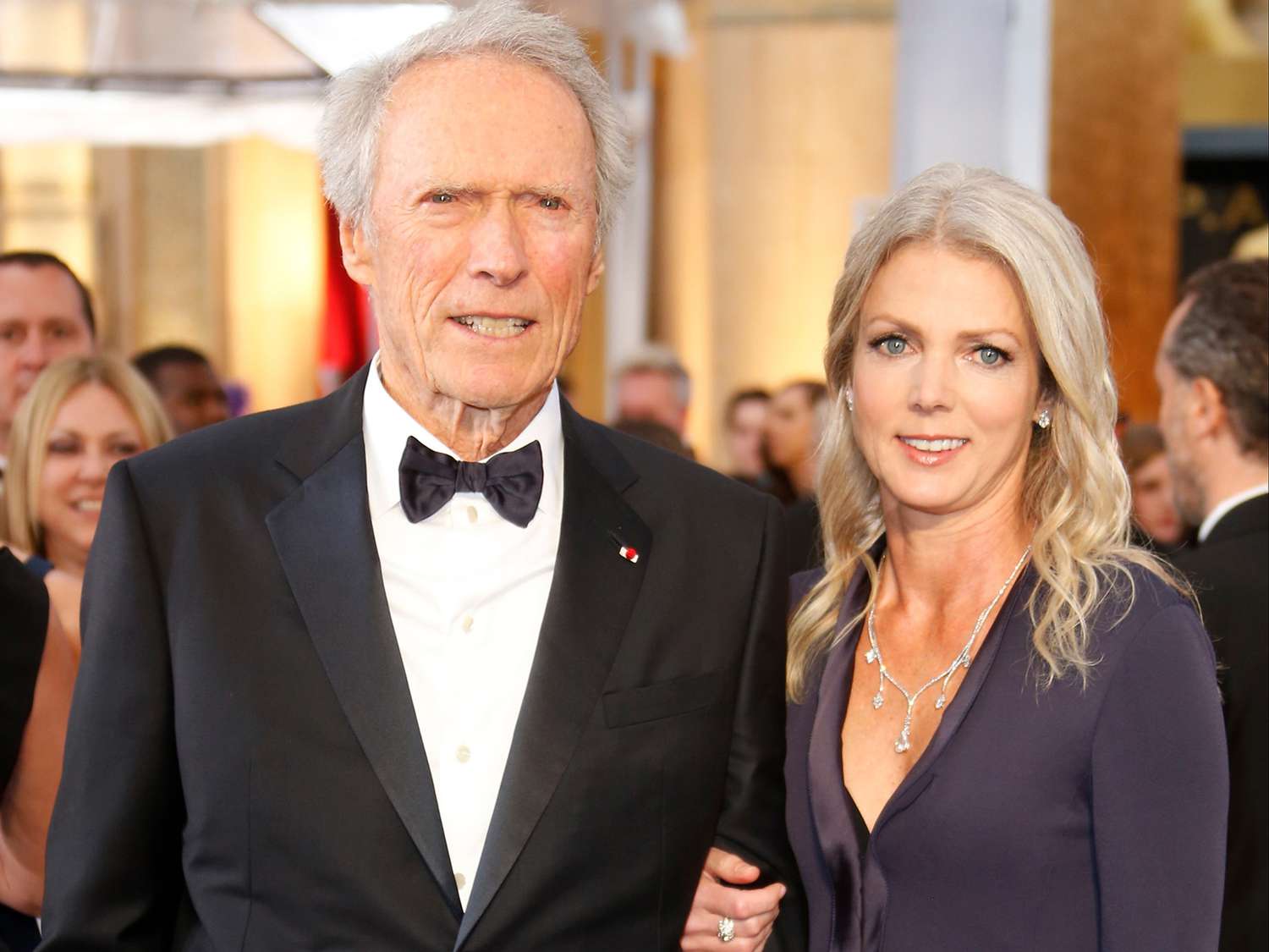 clint eastwood christina sandera 4 b30f36b50fea49fb9234344d6c079200