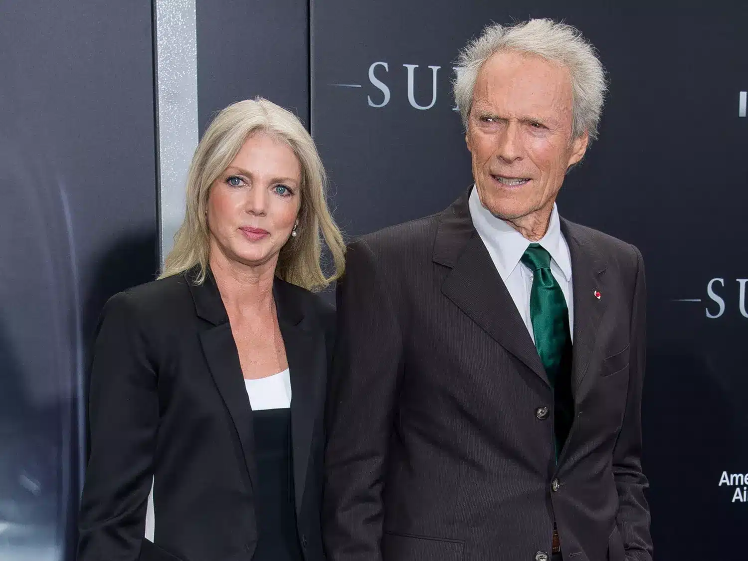 clint eastwood christina sandera 5 d0f2d3381b35473f9274e568919ce625