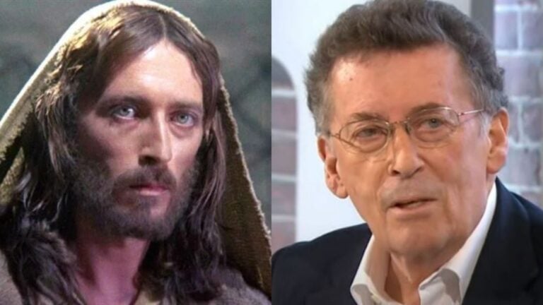 Επιστρέφει στις οθόνες μας 46 χρόνια μετά: Ο Ρόμπερτ Πάουελ θα υποδυθεί ξανά τον Ιησού σε ελληνική ταινία