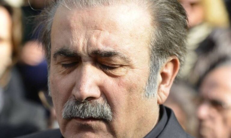 «Χρεωκοπία» για τον Λάκη Λαζόπουλο: Πουλάει το σπίτι στο Ψυχικό και φεύγει από Αθήνα