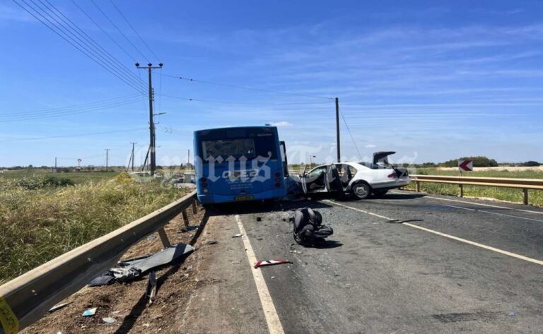 Τραγωδία: 23χρονη ξεψύχησε στην άσφαλτο δίπλα στο 3χρονο κοριτσάκι της