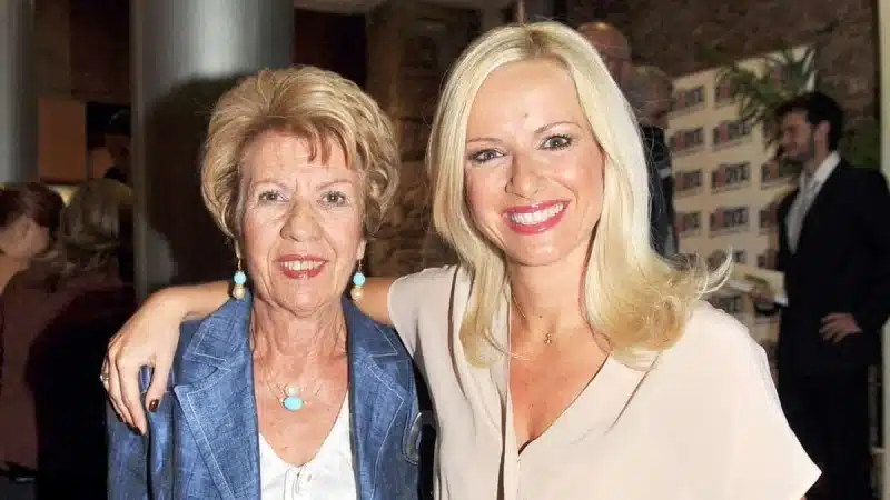 theloume paidi alla polla farmaka maria mpekatorou sigkinei afoplistiki eksomologisi apoktisei moraki 2