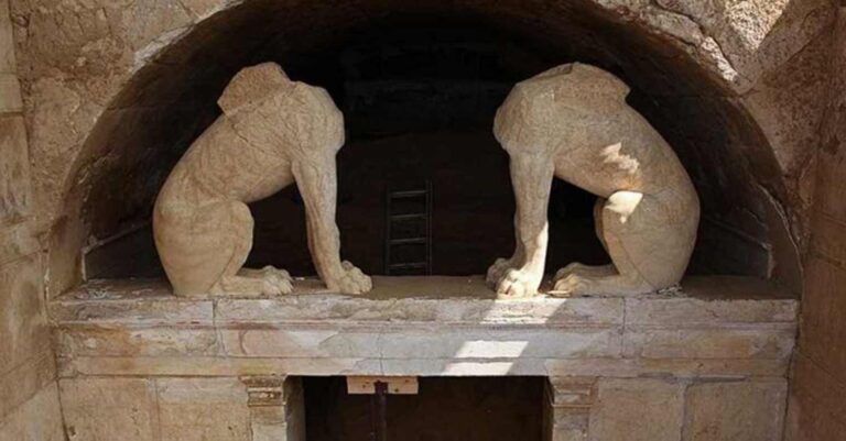 Τα μυστικά της Αμφίπολης: Καρυάτιδες, Σφίγγες και Ηφαιστίωνας – Η προϊσταμένη της Εφορείας Αρχαιοτήτων Σερρών, Δημητρία Μαλαμίδου, μιλά για τα ευρήματα