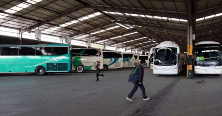 Ταξί: Συλλήψεις οδηγών στα ΚΤΕΛ Κηφισού – Αφαιρέθηκαν 22 άδειες και πινακίδες