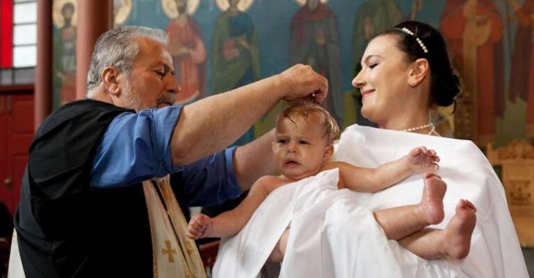 «Ο νονός δεν είναι μόνο για τα δώρα – είναι ο πνευματικός γονιός που στηρίζει και καθοδηγεί το παιδί»