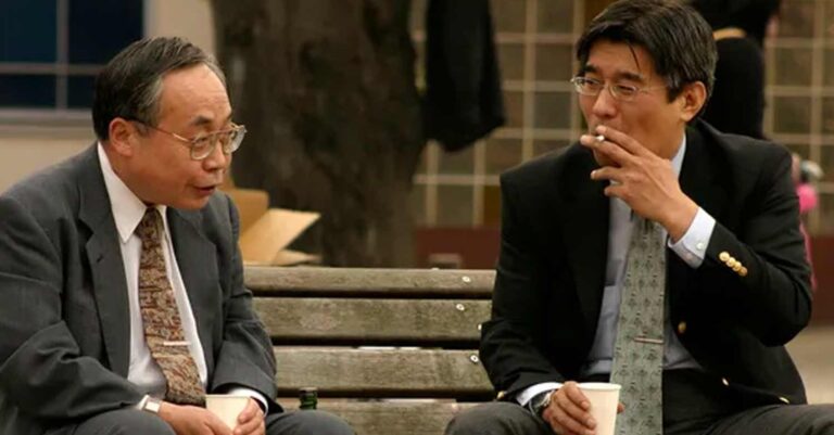 Ιαπωνία: Πρόστιμο 11.000 δολάρια σε δημόσιο υπάλληλο γιατί κάπνισε 4500 τσιγάρα εν ώρα εργασίας