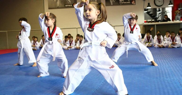 Μα γιατί ξοδεύεις τόσο χρόνο και χρήμα για να κάνει το παιδί σου, Ταε Κβο Ντο; Θα σου πω γιατί!