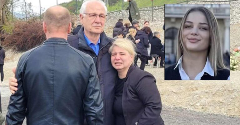 Τέμπη: Σπαραγμός στο σημείο της σύγκρουσης από τη μάνα της αδικοχαμένης Κλαούντιας