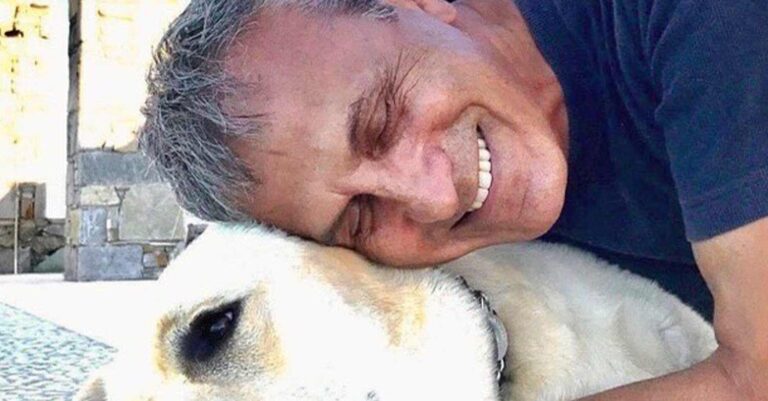 Η τρυφερή φωτογραφία του Γιώργου Νταλάρα με τον σκύλο του