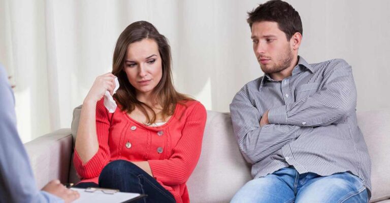 Καθίσαμε ένα βράδυ, βάλαμε ένα ποτό και είπαμε «Να το διαλύσουμε να πάμε παρακάτω;» – Η ιστορία του Ντίνου