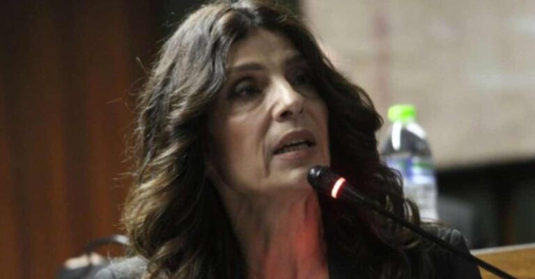 Βροντερό μήνυμα από Πόπη Τσαπανίδου: «Στις 21 Μαΐου βάζουμε τέλος στα σχέδια ιδιωτικοποίησης του νερού»