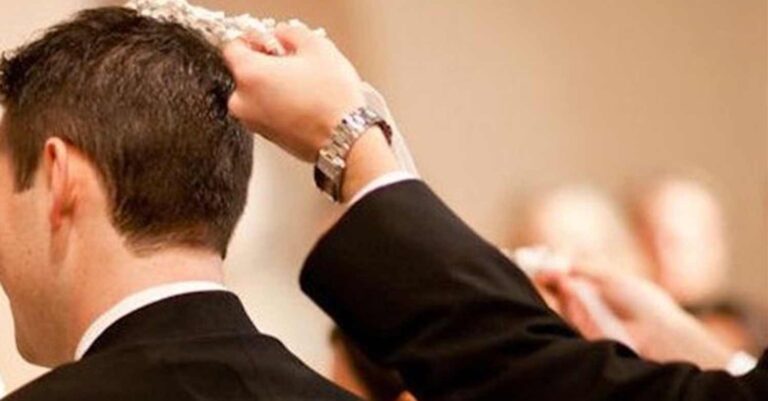 Δεν μπορούσαμε να κάνουμε παιδί και προσφέρθηκε ο κοuμπάρος μου. Σκοτώθnκε σε τροχαiο και νιώθω τύψεις